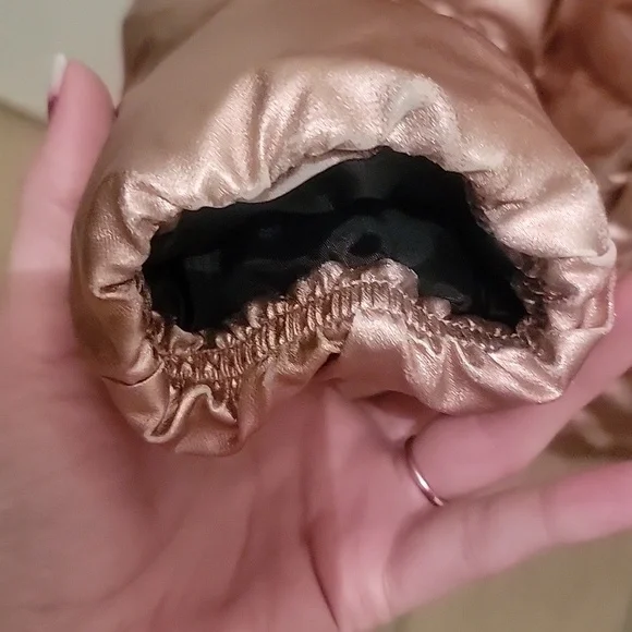 Victoria's Secret Women's Shiny Rose Gold Puffer Jacket. Size Small. - Picture 9 of 12